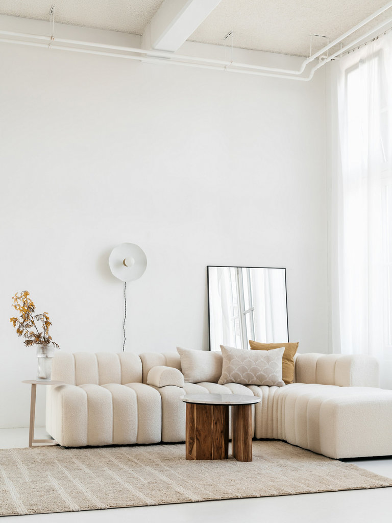 Hand-tufted and braided wool rug Freya 200x290 cm