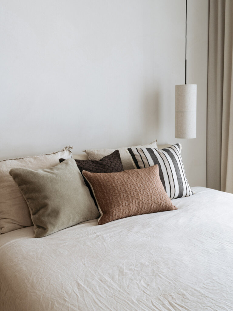 Two-tone soft quilted cushion cover Olivia 60x40 cm brown-ecru