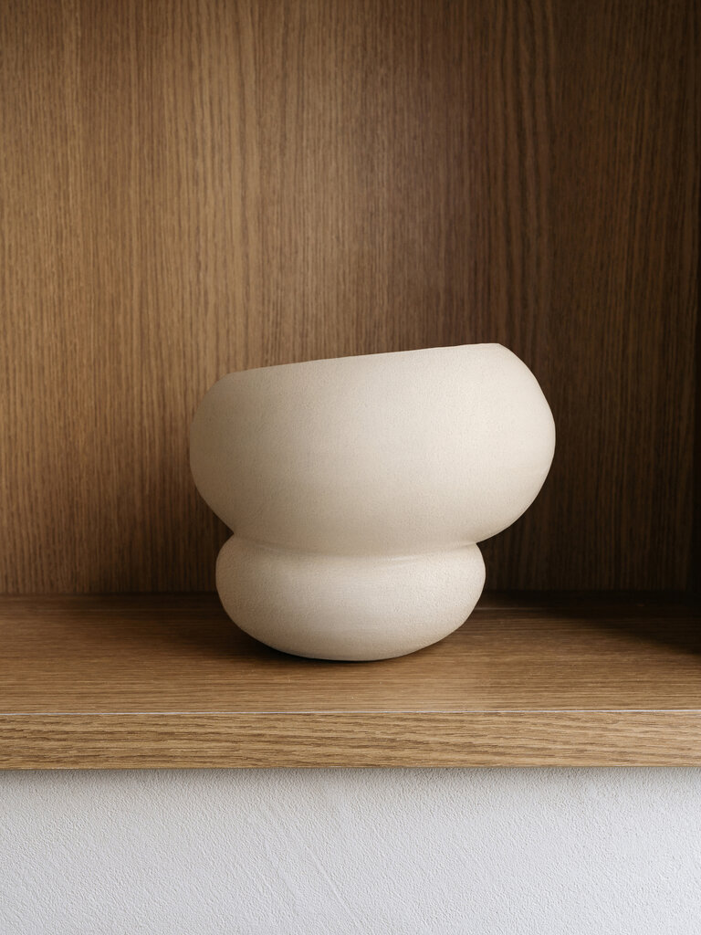 Earthenware handmade vase Leya matte ecru 25 x 20 cm