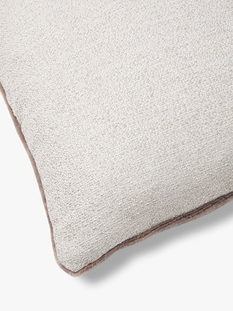 Luxe mohair sierkussenhoes Amy aubergine 50x50 cm