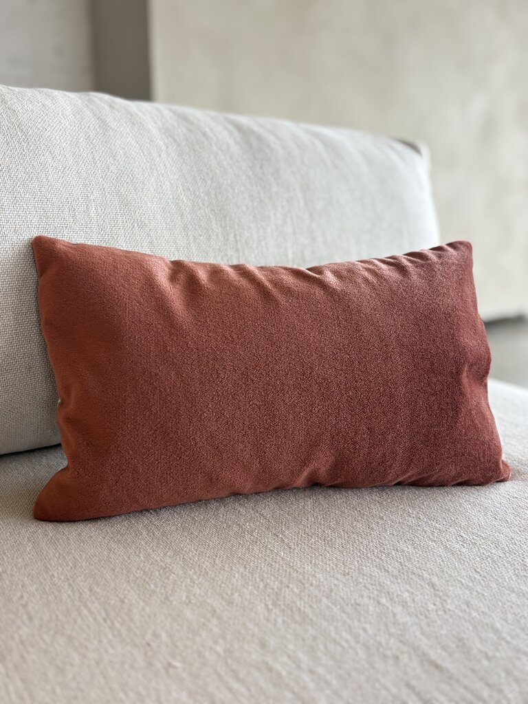 Satijn mohair sierkussenhoes Sara terra 50x30 cm