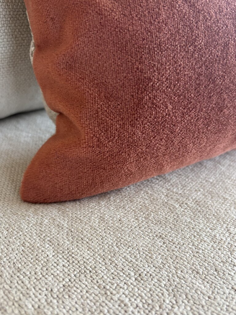 Satin mohair cushion Sara terra 50x30 cm