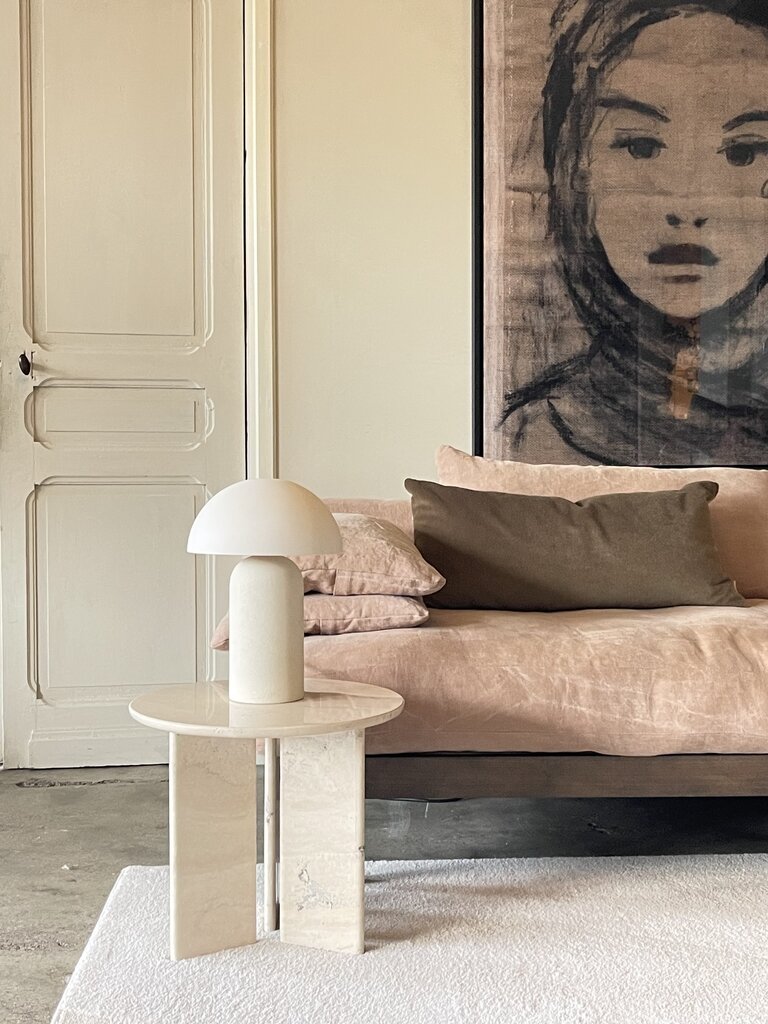 Handmade earthenware table lamp Maeve