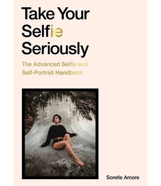 Sorelle Amore Take Your Selfie Seriously