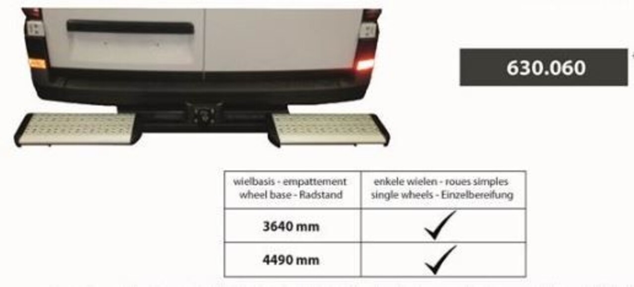 GDW Opstap links en rechts. Combi met trekhaak 2213 GDW Opstap links en rechts. Combi met trekhaak 2213