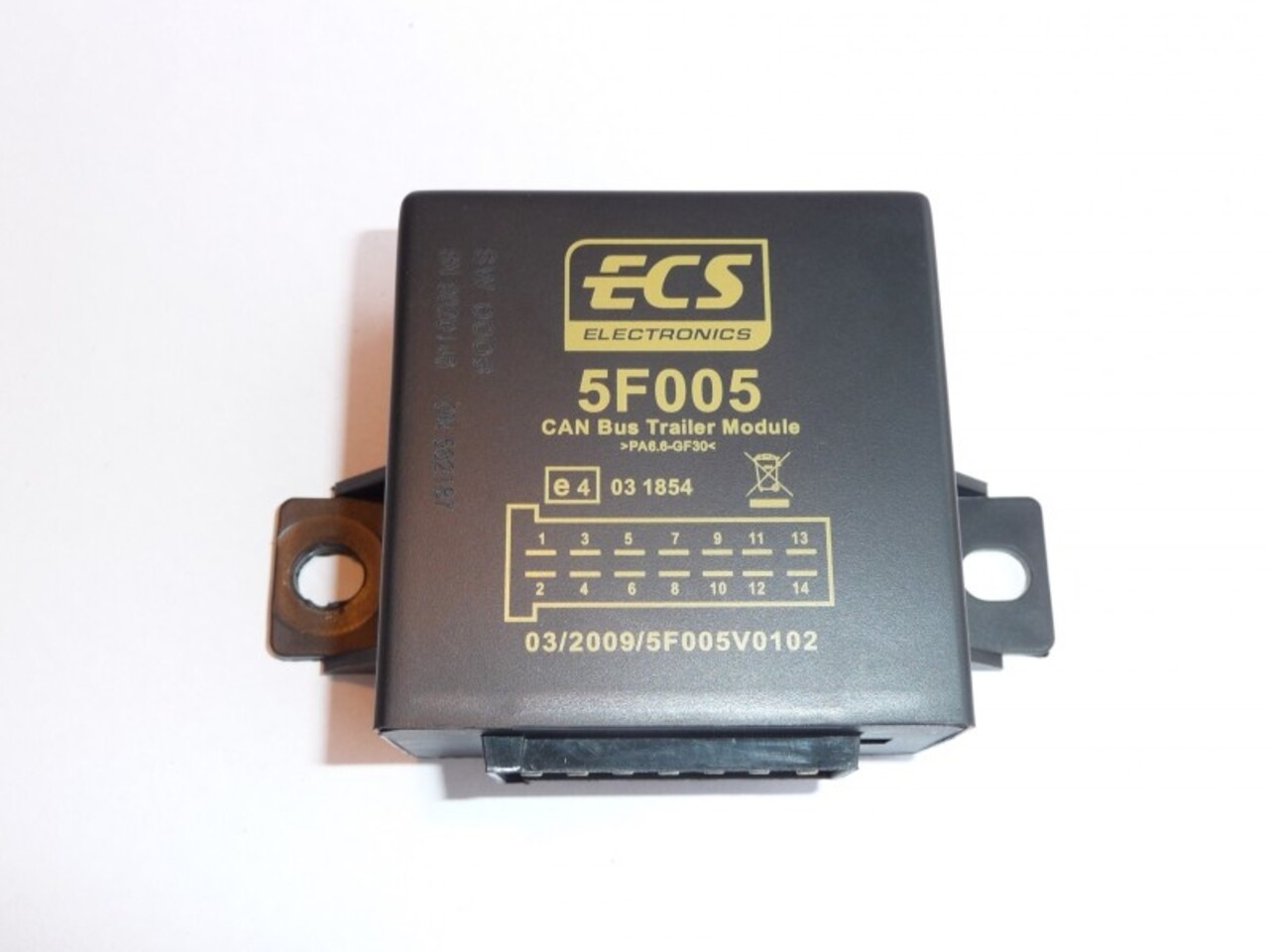 E.C.S. Towbar CAN-Bus Module 5F009 - SW0404 E.C.S. Towbar CAN-Bus Module 5F009 - SW0404