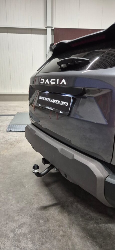 GDW Trekhaak Dacia Duster 11/2023 - nu vast