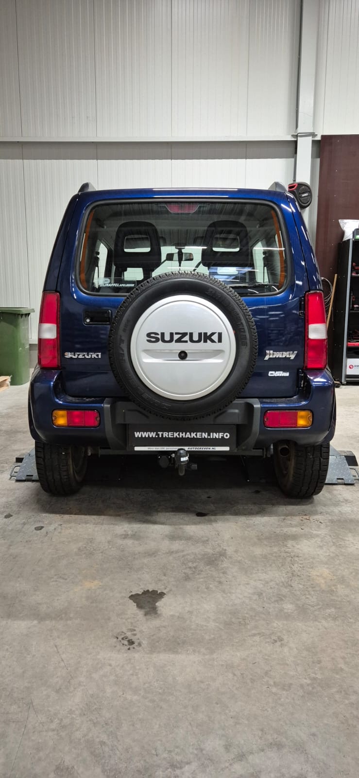 Brink Trekhaak Suzuki Jimny 10/98- afneembaar, foto 3 van 6