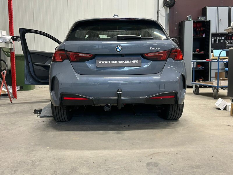 Brink Trekhaak BMW 1-Serie F40 hatchback 07/2019 - nu afneembaar