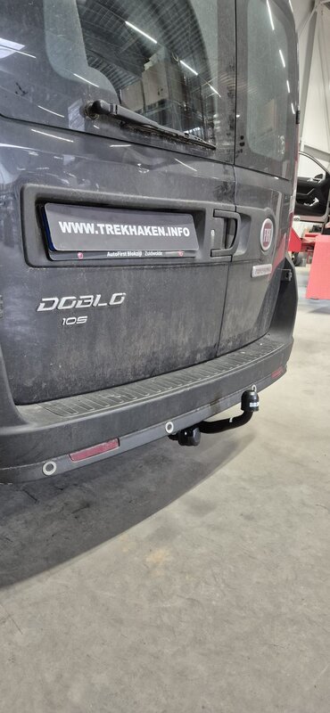 Brink Trekhaak Fiat Doblo/Opel Combo vast