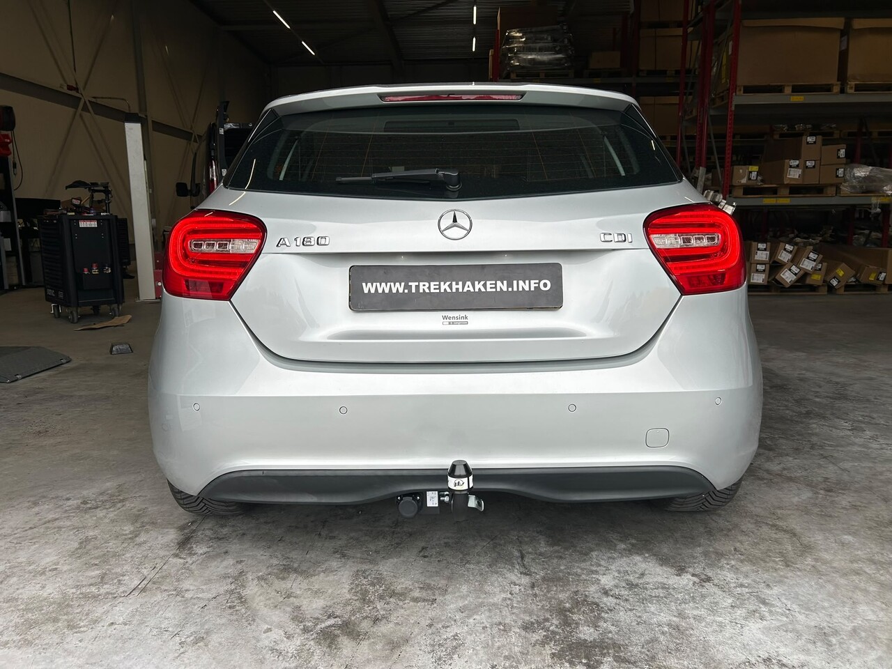 GDW Trekhaak Mercedes A/B-klasse W176/W246 vast