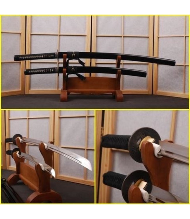 Samurai Schwerter Set mit japanische Schriftzeichen