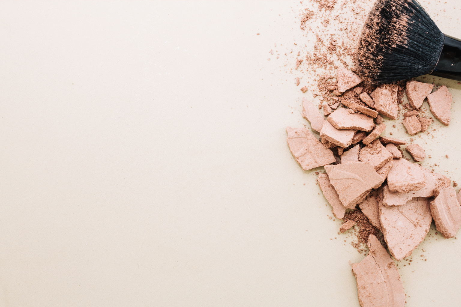 Kapotte make-up weer maken Kapotte make-up weer maken