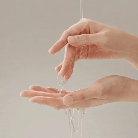 SKIN1004 SKIN1004 Madagascar Centella Light Cleansing Oil 30 ml. SKIN1004 SKIN1004 Madagascar Centella Light Cleansing Oil 30 ml.