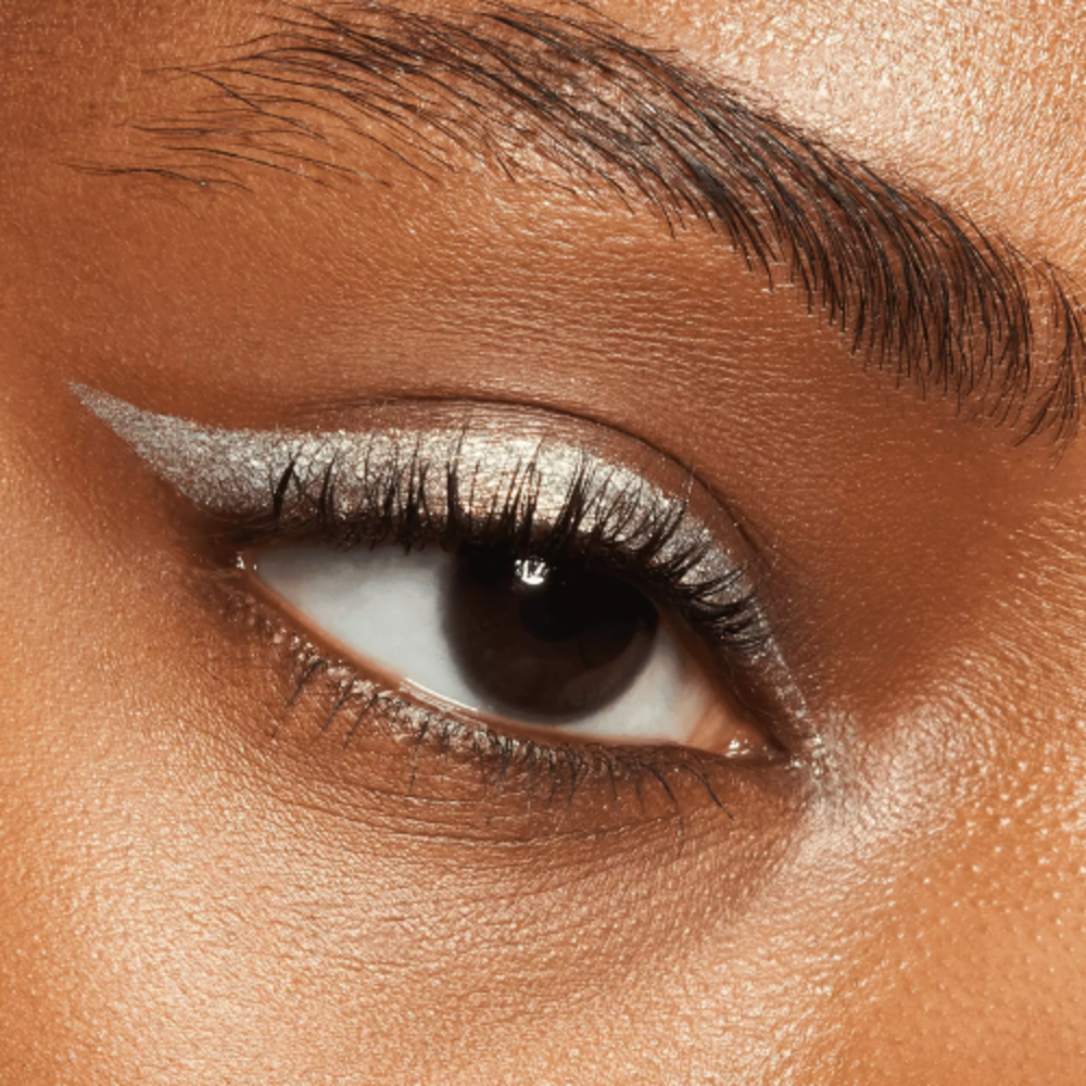 Catrice Catrice Space Glam Chrome Eyeshadow 010 Moonlight Glow Catrice Catrice Space Glam Chrome Eyeshadow 010 Moonlight Glow