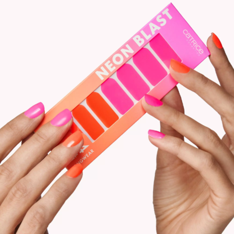 Catrice Catrice Neon Blast Nail Polish Strips 020 Neon Thunder Catrice Catrice Neon Blast Nail Polish Strips 020 Neon Thunder