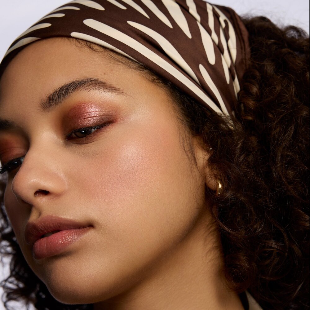 Catrice Catrice Cozy Glow Eye & Cheek Palette Catrice Catrice Cozy Glow Eye & Cheek Palette