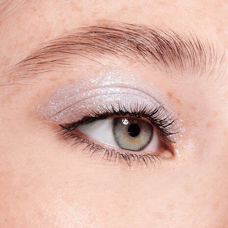 Catrice Catrice Space Glam Liquid Chrome Eyeshadow 010 Milky Way