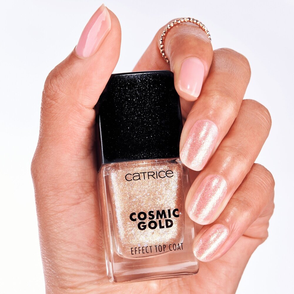 Catrice Catrice Cosmic Gold Effect Top Coat 030 Celestial Light Catrice Catrice Cosmic Gold Effect Top Coat 030 Celestial Light