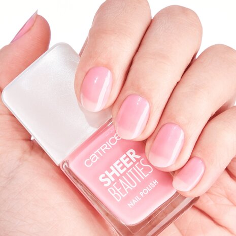 Catrice Catrice Sheer Beauties Nail Polish 090 Bubblegum Bliss Catrice Catrice Sheer Beauties Nail Polish 090 Bubblegum Bliss