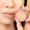 Jeffree Star Cosmetics Jeffree Star Cosmetics Velour Lip Scrub Banana Cream Pie Jeffree Star Cosmetics Jeffree Star Cosmetics Velour Lip Scrub Banana Cream Pie