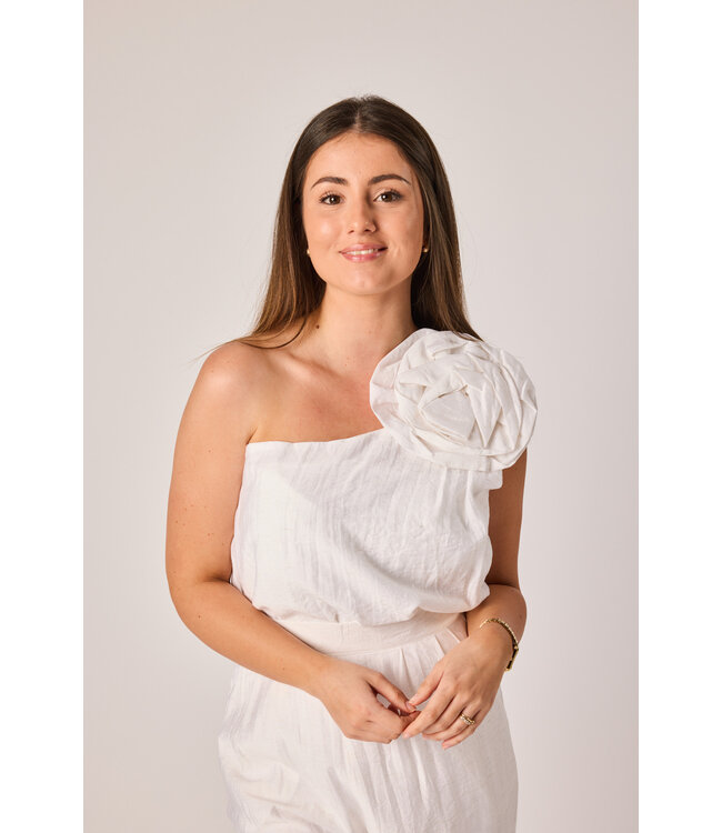 Bonny off-shoulder top