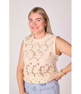 Lucia lace top