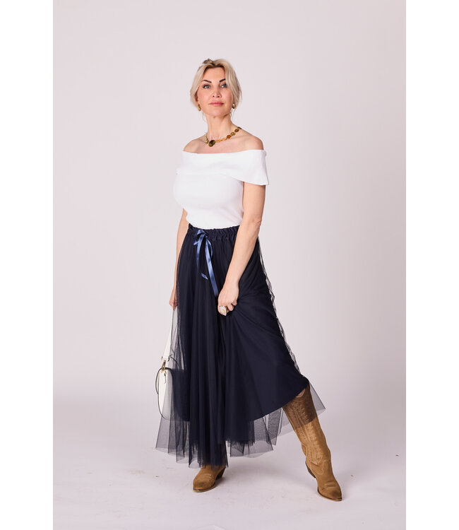 Jana off-shoulder knit