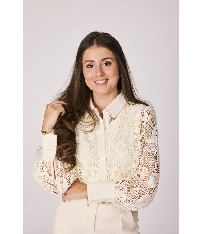 Lolo lace blouse