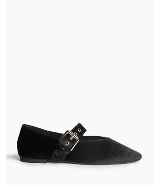 FW25 CORINA M5625