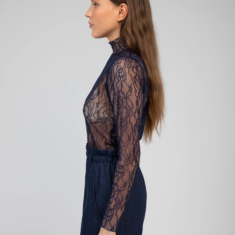 Alibely lace top