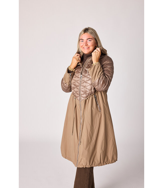Keita raincoat