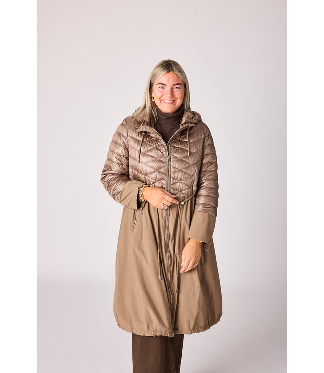 Keita raincoat