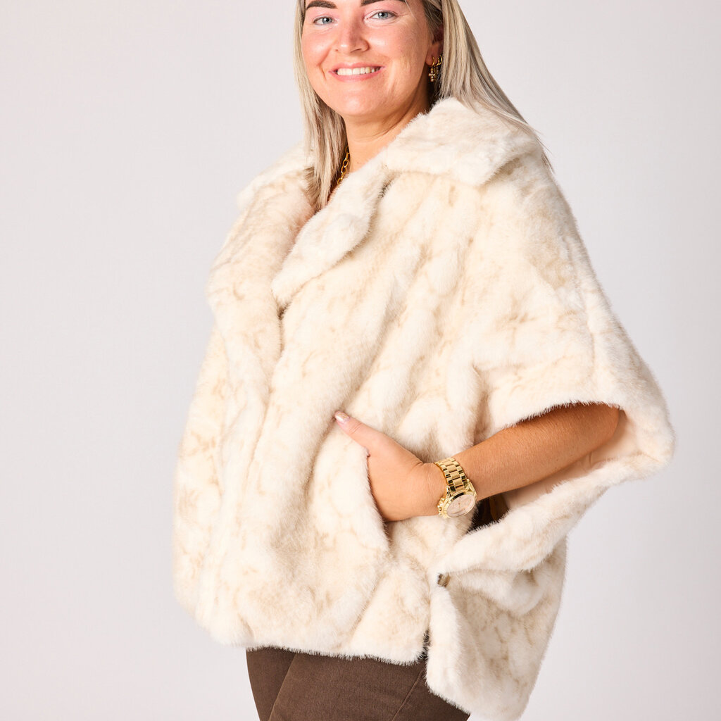 Macy faux fur