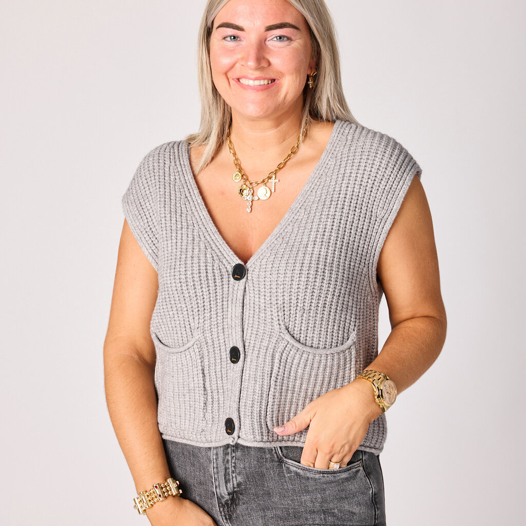 Chloe sleevless cardigan