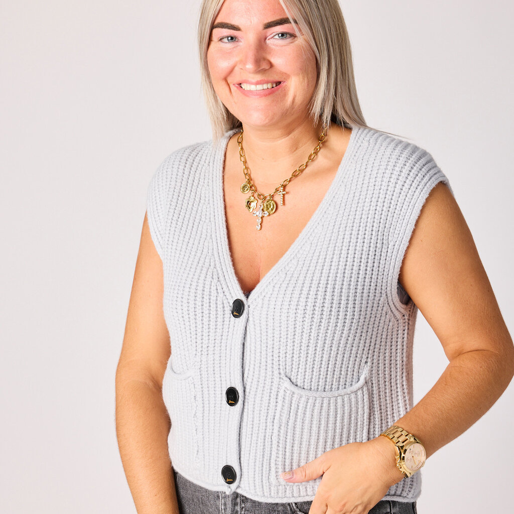 Chloe sleevless cardigan