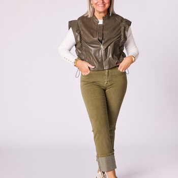 Alma mouwloos vest in vegan leather