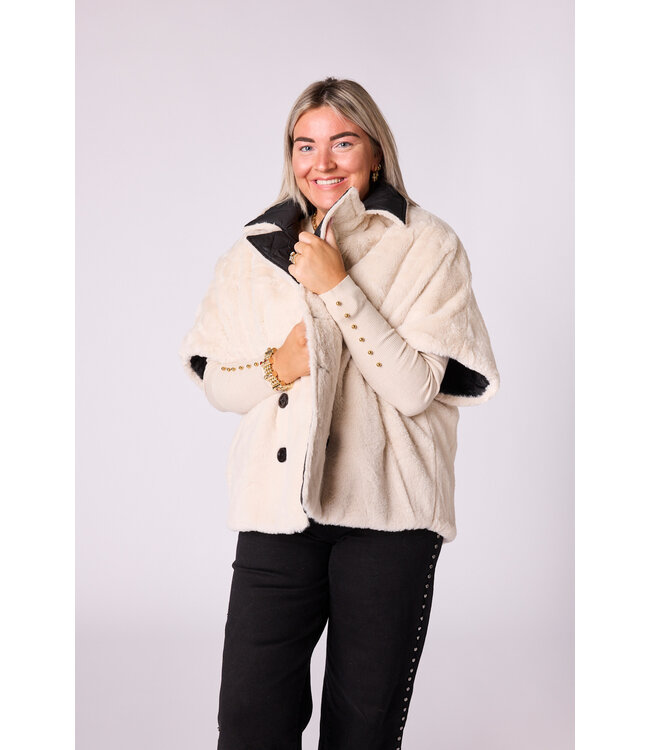 Valeria reversibel jas met korte mouwen