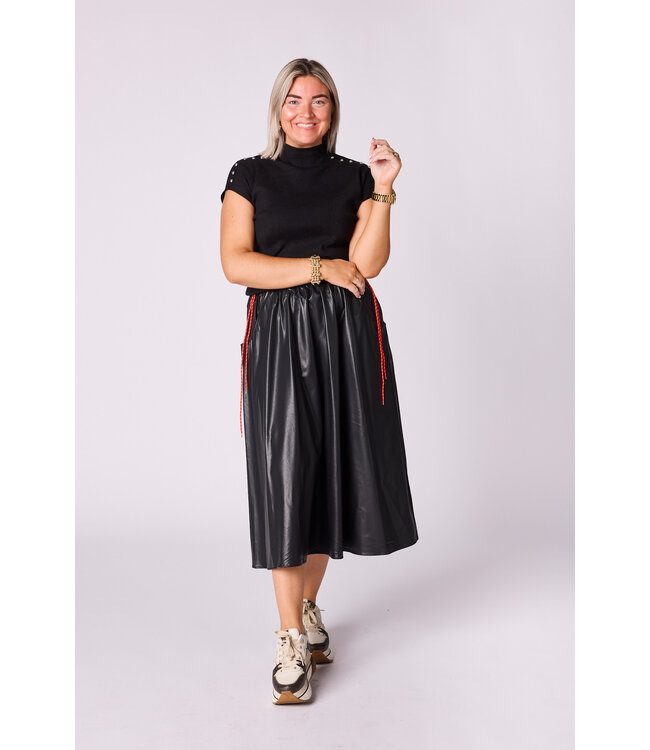 Eva skirt in vegan leather