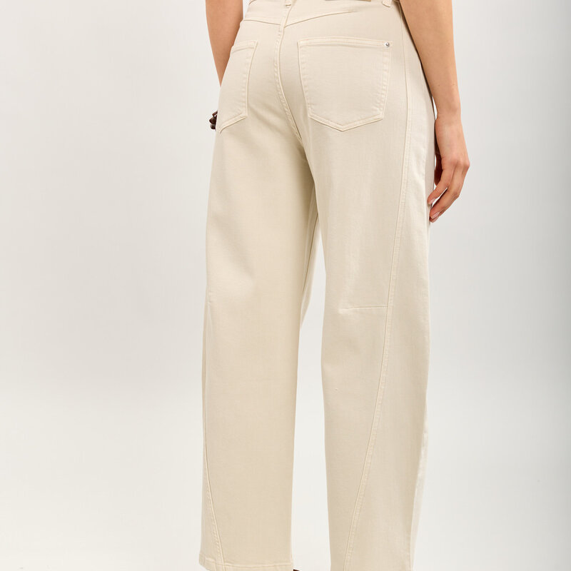 Tess barrel jeans