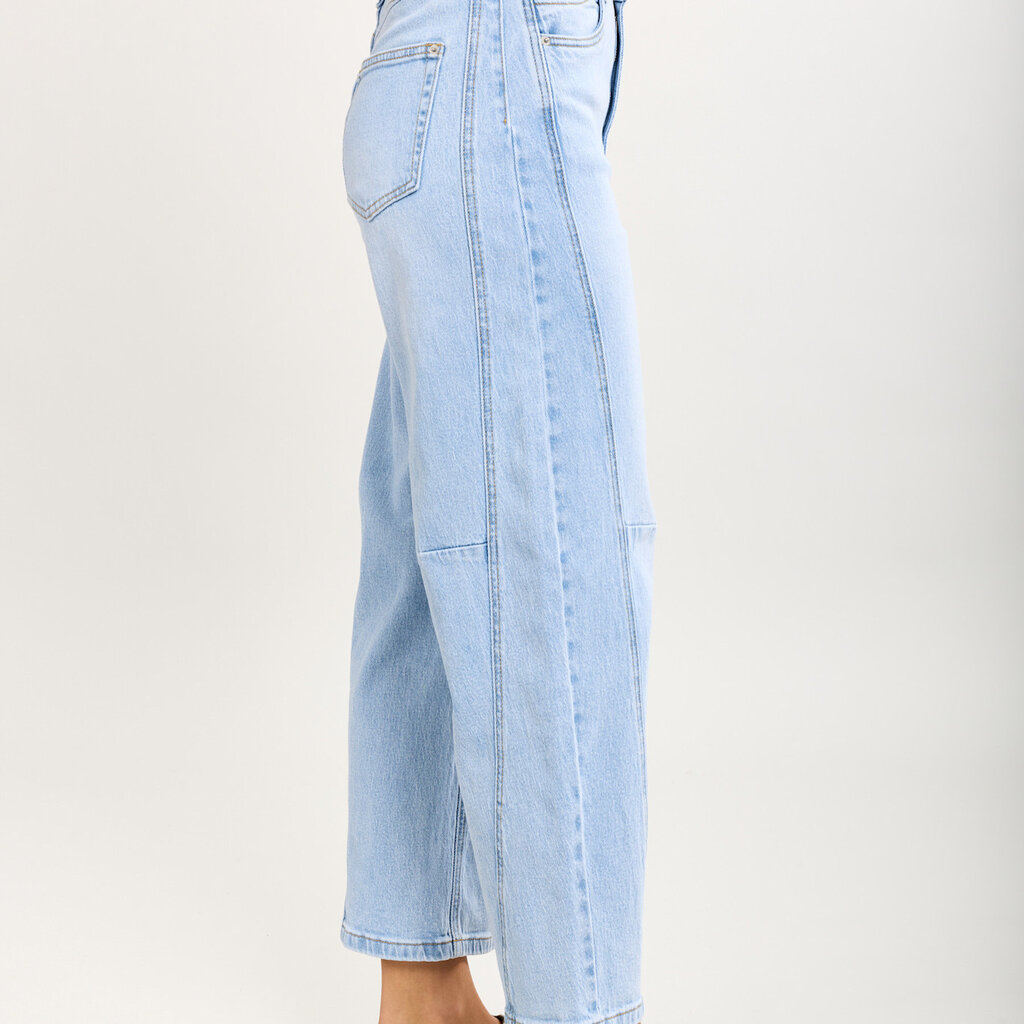 Tess barrel jeans