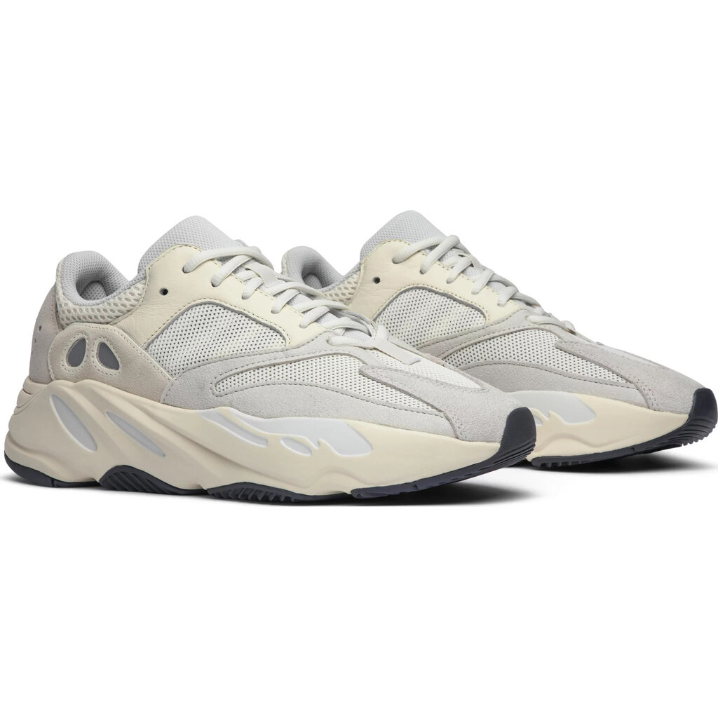 Adidas Yeezy Boost 700 'Analog' | Verkocht