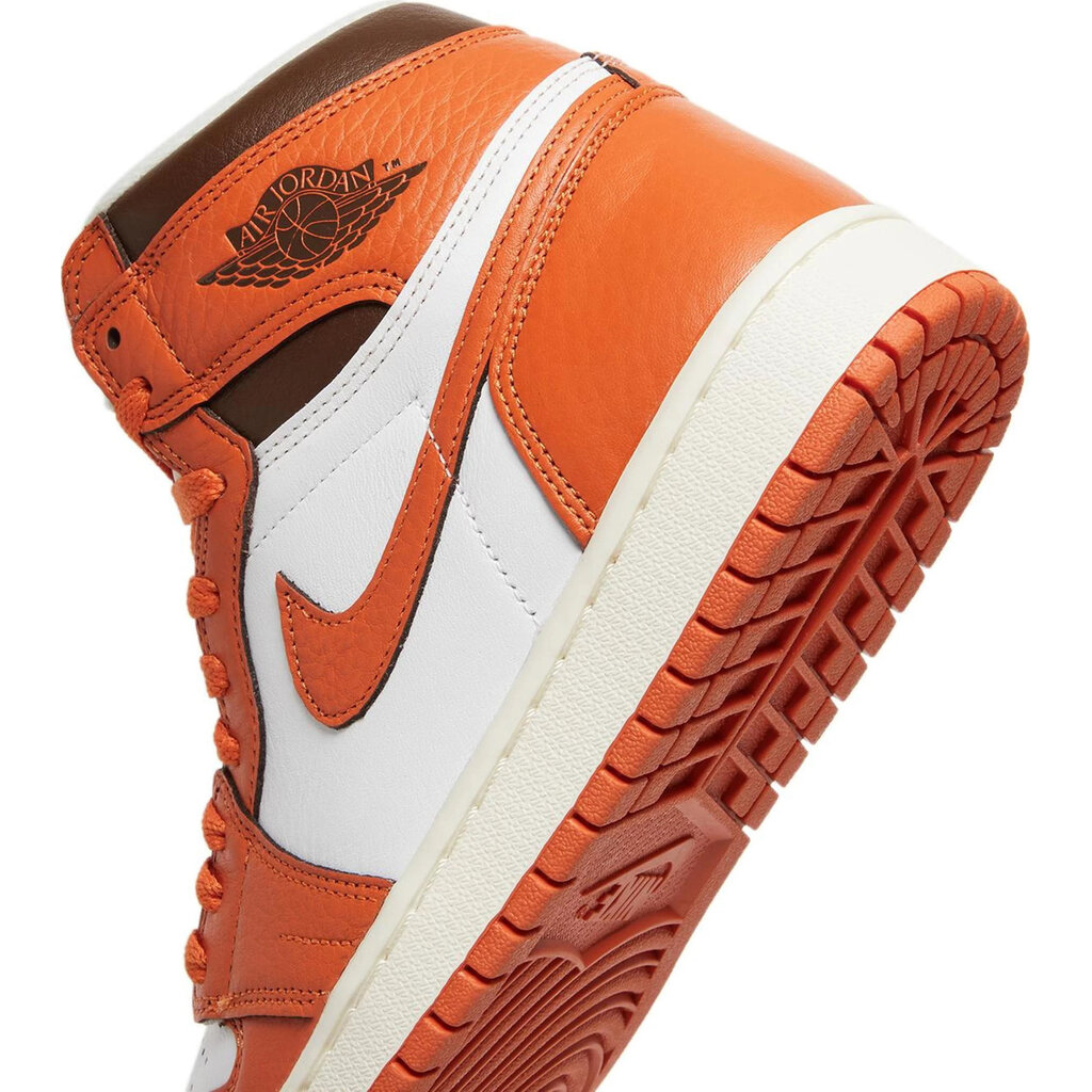 Nike WMNS Air Jordan 1 High OG 'Starfish' | Sold