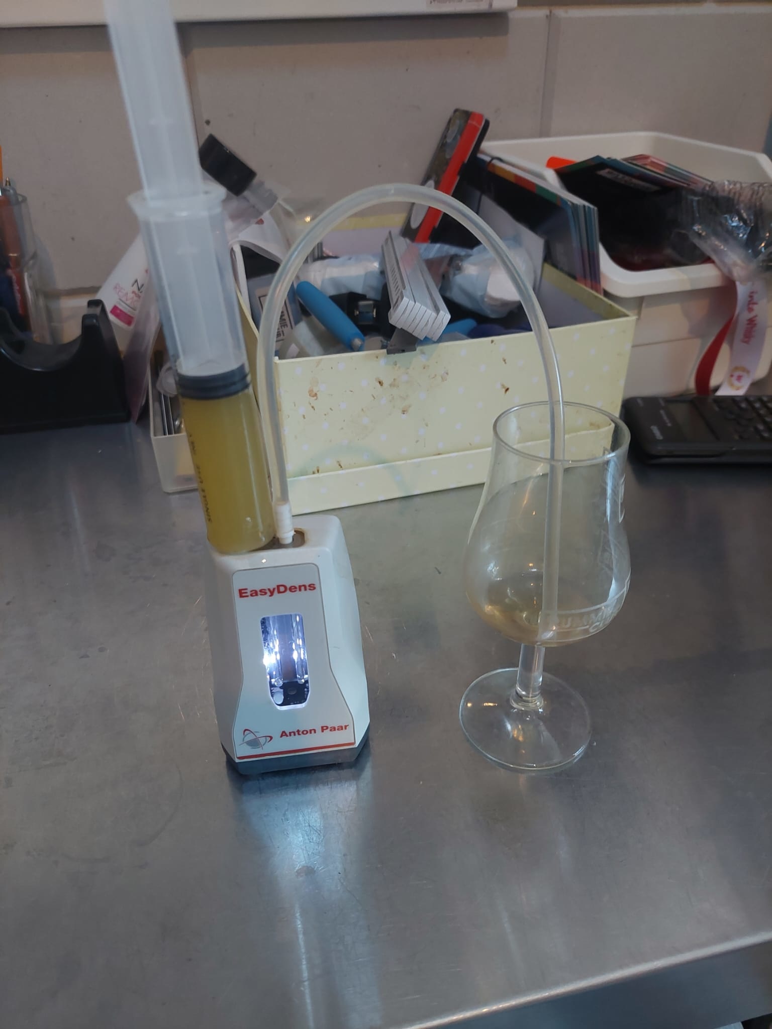 Measuring sugar content of cane juice with Easy Dens