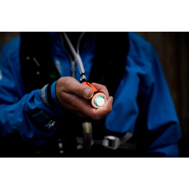 Exposure MARINE FLOAT-ON TORCH MET MOB TECHNOLOGIE