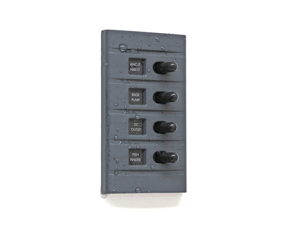 Connex CONNEX SCHAKELPANEEL, 4 SCHAKELAARS, MET ZEKERING EN VERLICHTING