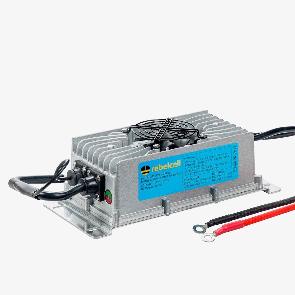 Rebelcell 42V20 WATERDICHTE (IP65) LI-ION ACCULADER - VOOR 36V70 ACCU