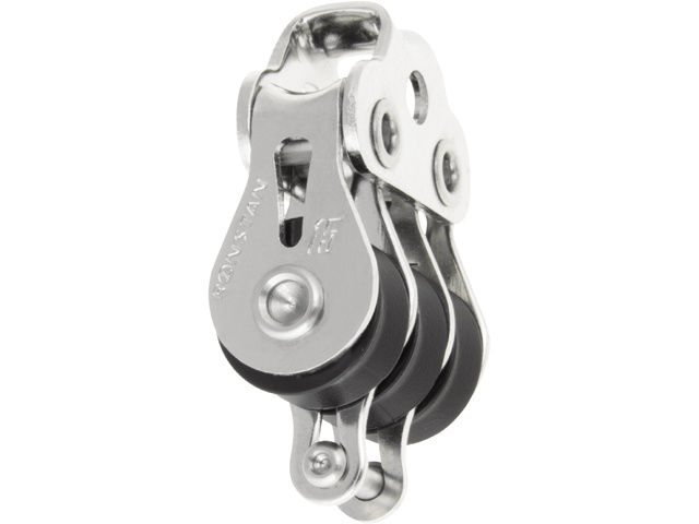 Ronstan RF15312 triple block. becket. loop head