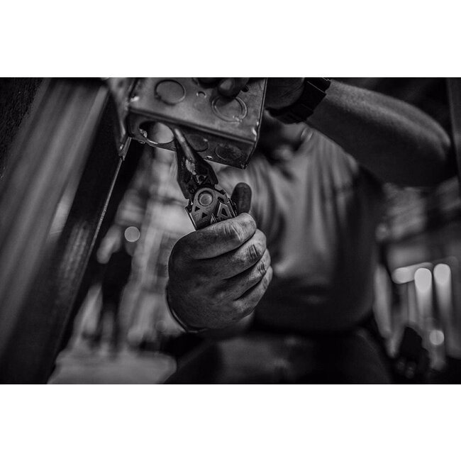 Gerber CENTER-DRIVE BLACK (COYOTE MOLLE SHEATH), BOX