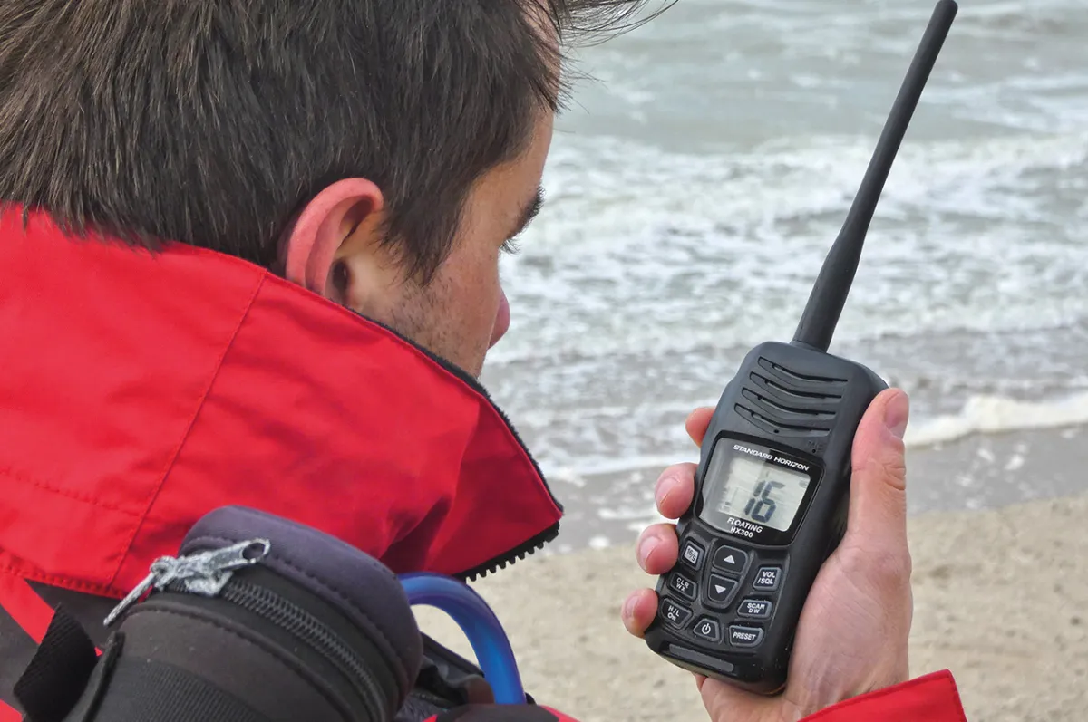 Ontdek Standard Horizon: Uw Partner in Maritieme Communicatie